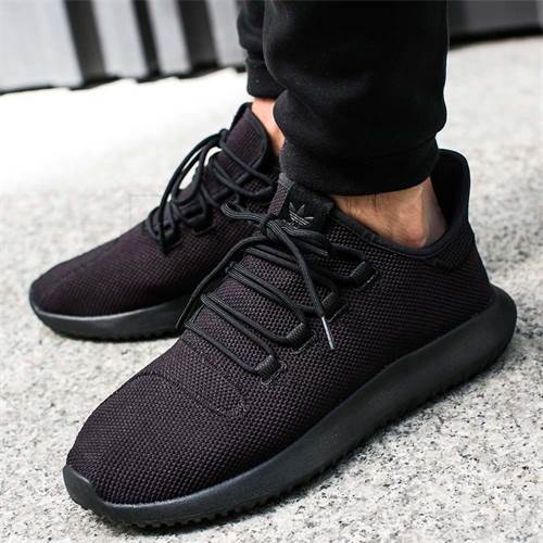 tubular noir adidas