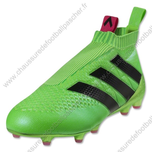 chaussure foot pas cher adidas